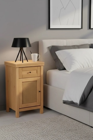 Altea Rattan Detaylı Masif Komodin Ahşap