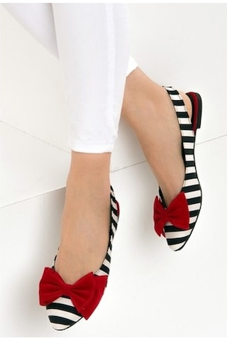 Fox Shoes Siyah/Beyaz/Kırmızı Kadın Babet D726774404