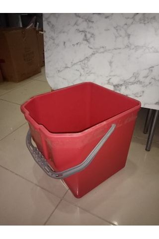 TEMİZLİK ARABA KOVASI (KIRMIZI)