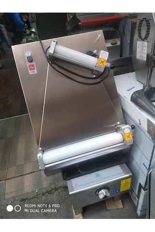Şengün 40 Cm Hamur Açma Makinesi Yedek Tel Ile Birlikte