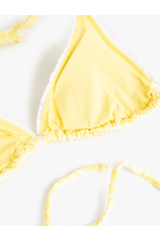 Koton Floral Dokulu Boyundan Bağlamalı Üçgen Bikini Üstü Sarı 5sak10194mm
