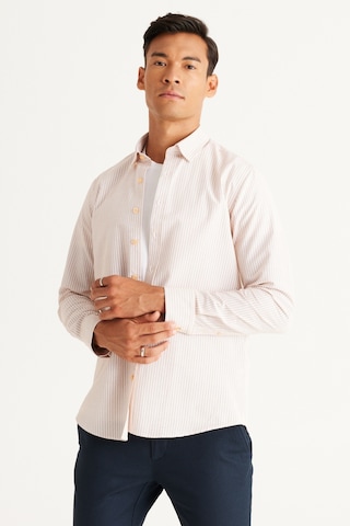 AC&Co / Altınyıldız Classics Erkek Beyaz Turuncu Slim Fit Dar Kesim Gizli Düğmeli Yaka Pamuklu Çizgili Gömlek Beyaz - Turuncu