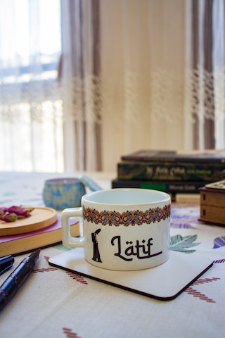 Latif Kare Kulplu Seramik Beyaz Bardak