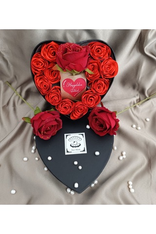İnci Mode Hoşgeldin Bebek 12+1 Çiçekli Kalpli Kutu Hediyelik Çiçek Kutusu Siyah