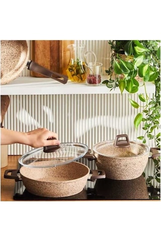 7 Parça Krem Rengi Döküm Tencere Seti Ve Tava Granit Kaplama, Şık Ve Dayanıklı Siyah