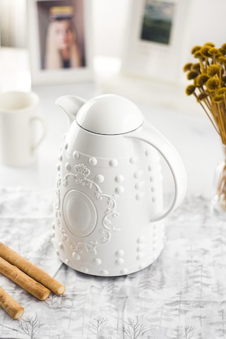1 Lt Isı Yalıtımlı Çay Ve Soğuk Su Termosu Beyaz-6014