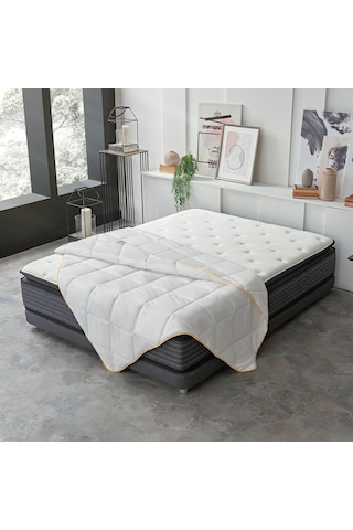 Yataş Bedding Dacron® Hollofil® Allerban® Çift Kişilik Yorgan Beyaz