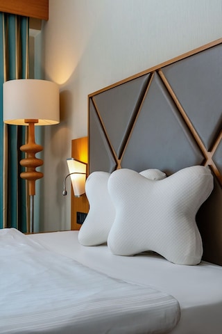 Güzellik Yastığı Ortopedik Kırışıklık Önleyici Kelebek Visco Yastık