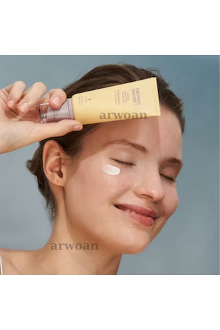 Arwoan Haruharu Black Rice Airyfit Güneş Kremi SPF50 50 ML