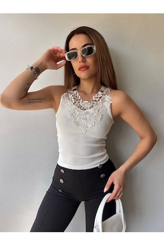 Defymoda Kadın Ottoman Kumaş Dantel Detaylı Bluz Beyaz