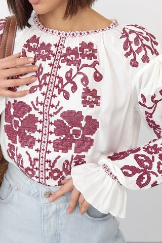 Femelle Kadın Yeni Sezon Komple Çiçek Nakış İşlemeli Tasarım Vintage Bluz Beyaz