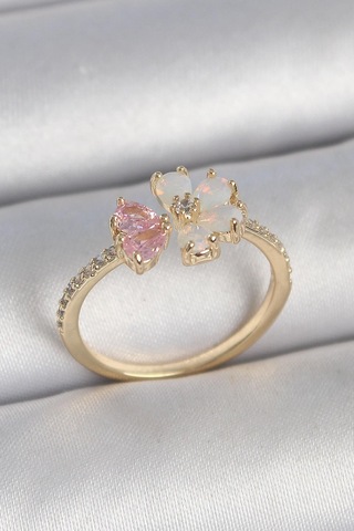Pirinç Gold Renk Beyaz Mineli Pembe Zirkon Taşlı Çiçek Model Kadın Yüzük Altın Pirinç Gold Renk Beyaz Mineli Pembe Zirkon Taşlı Çiçek Model Kadın Yüzük Altın