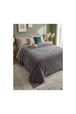 Çift Kişilik Soft Battaniye 220x240 Cm Kutulu Lüks Kabartmalı Yumuşak Dokulu Battaniye Antrasit Çift Kişilik Soft Battaniye 220x240 Cm Kutulu Lüks Kabartmalı Yumuşak Dokulu Battaniye Antrasit