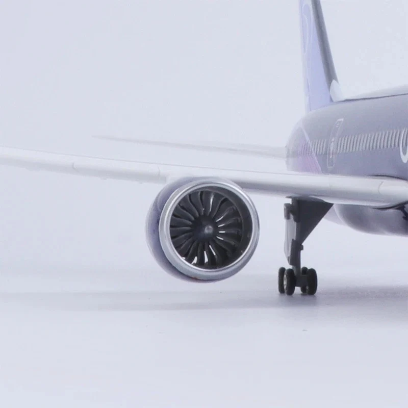 Riyadh Air B787 Yolcu Uçağı Model Uçak 1/130 Ölçek 47cm