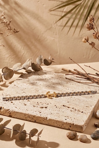 Valmont 19,5 Cm Altın Sarısı Çapa Figürlü Metal Baklalı Denizci Model Erkek Çelik Bileklik Altın/metalik