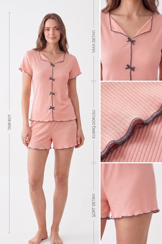 Çağrı Bies Kadın Düğmesiz Fitilli Kumaş Fiyonklu %100 Pamuk Fırfır Kısa Kol Mini Şortlu Pijama Takımı Yavruağzı