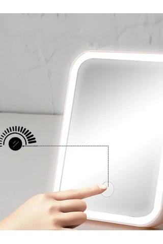 Unichrome Masaüstü Led Işıklı Dokunmatik Makyaj Aynası Beyaz