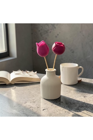 Çizgili Dekoratif Vazo İçerisinde Gül Ve Lale Mum - 3 Lü Set Pinterest Vazo Beyaz
