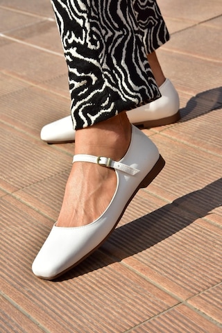 Fox Shoes S726252509 Beyaz Kadın Babet Beyaz