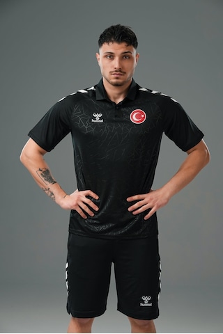 Hummel Dream Milli Takım Kamp Tişört Siyah