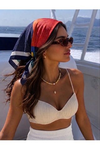 Trend Dokunuş Kadın 50-50 Saten Dört Farklı Renkte Kombinleyeceğiniz Fular Bandana Çok Renkli