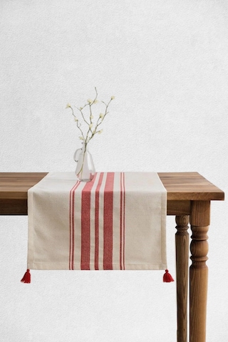 Tereza Runner Kırmızı Masa Örtüsü