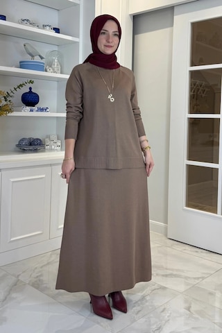 Rabia Şamlı Ceren Etekli Triko Takım Sütlü Kahve Normal