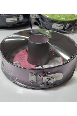 Tantitoni Renkli Kelepçeli Tüplü Kek Kalıbı 26cm Lila Lila