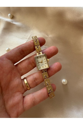 Retro Minimal Boncuk Kordon Vintage Kadın Kol Saati Altın Altın