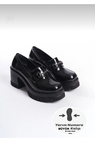 Dabab Shoes Chonora Kadın Siyah Rugan Zincir Detaylı Kalın Taban Topuklu Loafer