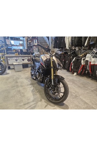 Rks SRK 250S 2024 Model Naked Motosiklet
