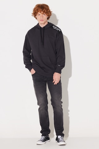 Lee Loose Fit Rahat Kesim Kapüşonlu İçi Polarlı Sırt Baskılı Antrasit Sweatshirt L232275003 Antrasit