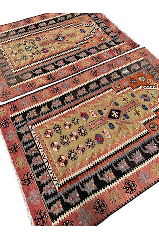 El Dokuma Çift Kuruhüyük Kilimi 120x180 Kök Boya %100 Yün Kilim