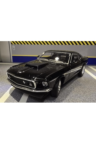 Welly Koleksiyon 1 / 24 Ölçek 1969 Ford Mustang Boss 429 Siyah Arazi Aracı Model Metal Araba Çok Renkli