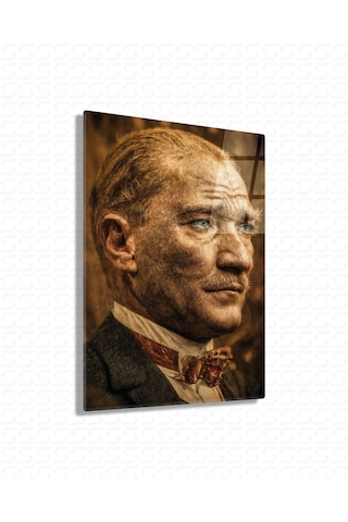 Zamanın O Tesinde Bir Lider - Mustafa Kemal Atatürk