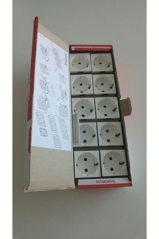 Legrand 077211 Multi-support Single Socket Mosaic
