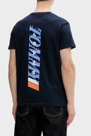 Tommy Jeans Pamuklu Sırt Baskılı Regular Fit Bisiklet Yaka T Shirt Erkek T Shirt Dm0dm22547 C1g Lacivert