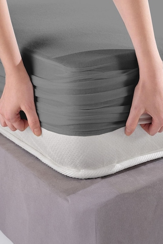 Colorful Micro Fitted Full Kenar Sıvı Geçirmez Yatak Koruyucu Alez Gri