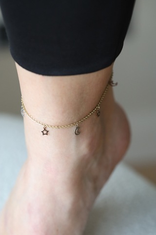 Yenigün Kuyumculuk 14 Ayar Altın Sallanılı Şans Halhal Hll30026