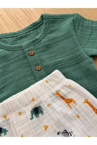 Ferasty İstanbul Unisex Çocuk Takım Şortlu Hayvan Desenli Yeşil