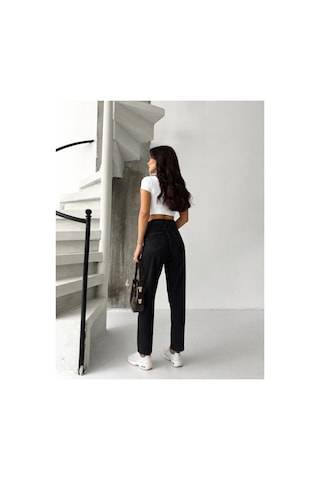 Kene Jeans Siyah Bacak Taşlı Mom Jeans Siyah