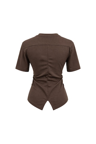 Mixray 2095 Kadın Büzgü Detaylı Arkası Yırtmaçlı Basic T-shirt Kahve Kahverengi