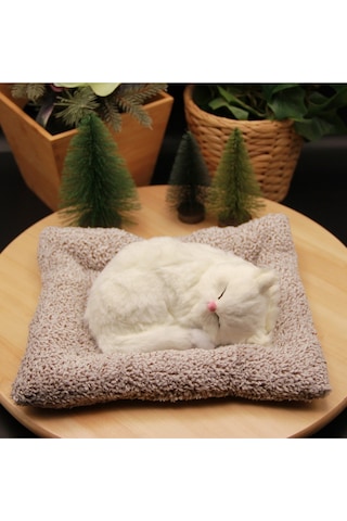 Minderde Uyuyan Sesli Peluş Kedi Cat Büyük Boy 22cmx25cm - Beyaz Kedi