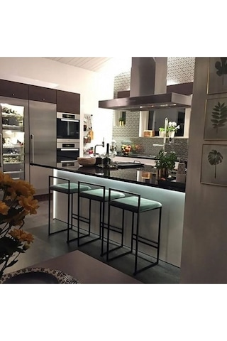 Lora Yeşil Kumaşlı Metal Bar Sandalyesi Siyah