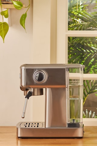 Karaca Coffee Art 1353 Süt Köpürtücülü 20 Bar Basınçlı Espresso Kahve Makinesi