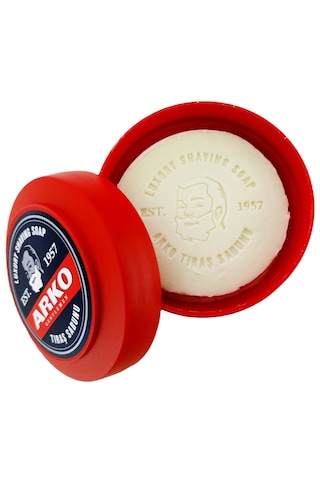 Wilkinson Classic Tıraş Makinesi, Arko Kase Tıraş Sabunu, Ahşap Tıraş Fırçası, Kibrit Kantaşı, Tıraş Seti