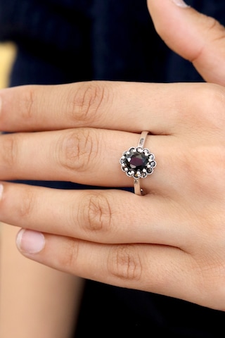 Oniks Taşlı 925 Ayar Gümüş Markazit Kadın Yüzük 201024753 Gümüş