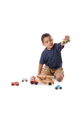 Melissa&Doug Ahşap Acil Yardım Araçları Taşıyıcı Tır