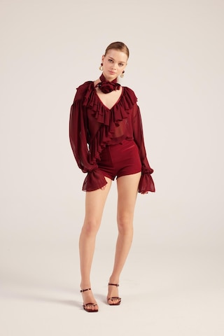 Holly Lolly Fırfırlı Güllü Choker Aksesuarlı Şifon Sassy Gömlek Bordo