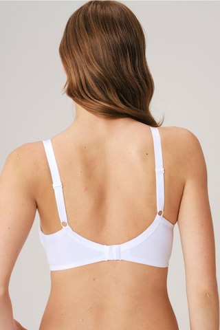 Balensiz Desteksiz Dolgusuz Toparlayıcı Günlük Klasik Küçültücü Sütyen Beyaz